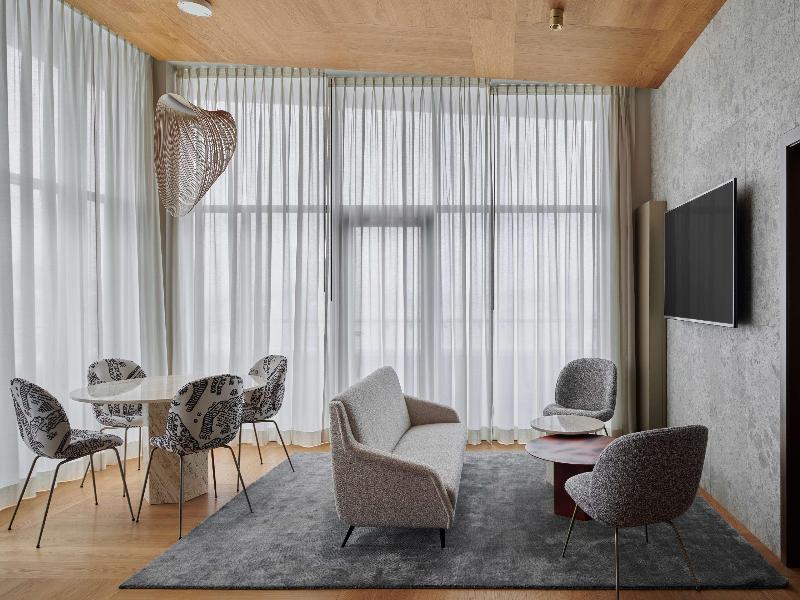 Iceland Parliament Hotel, Curio Collection By Hilt image