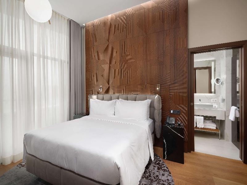 Iceland Parliament Hotel, Curio Collection By Hilt image