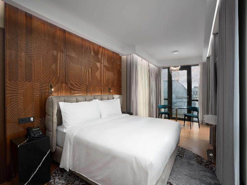 Iceland Parliament Hotel, Curio Collection By Hilt image