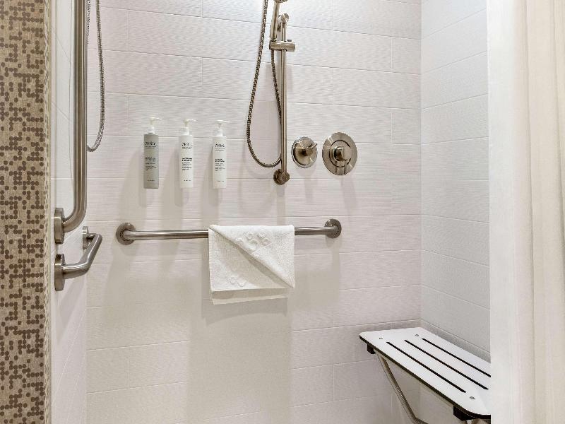 Home2 Suites By Hilton Minneapolis University Area image