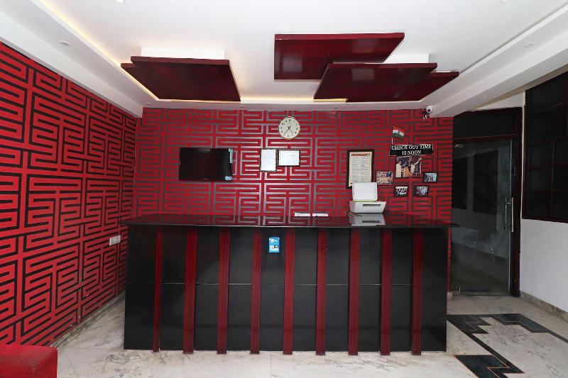 28240 Hotel D' Seasons image