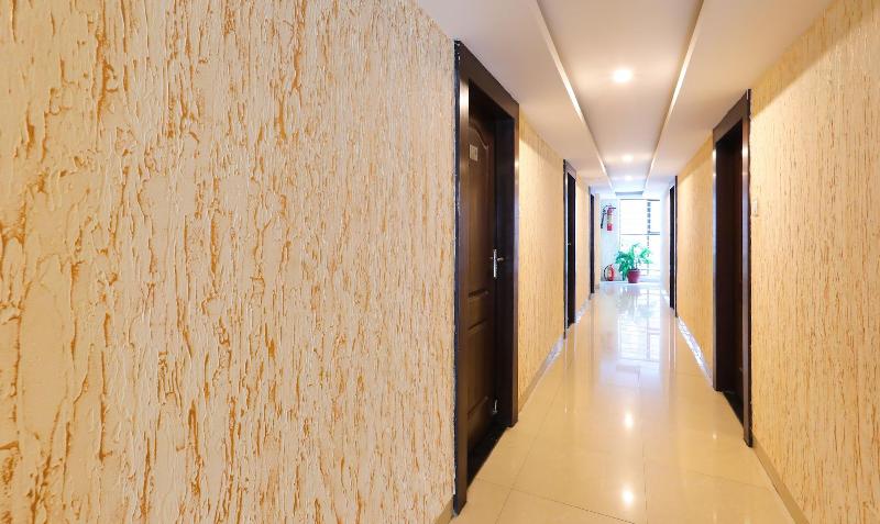 OYO Flagship 3892 Hotel Divya Palace