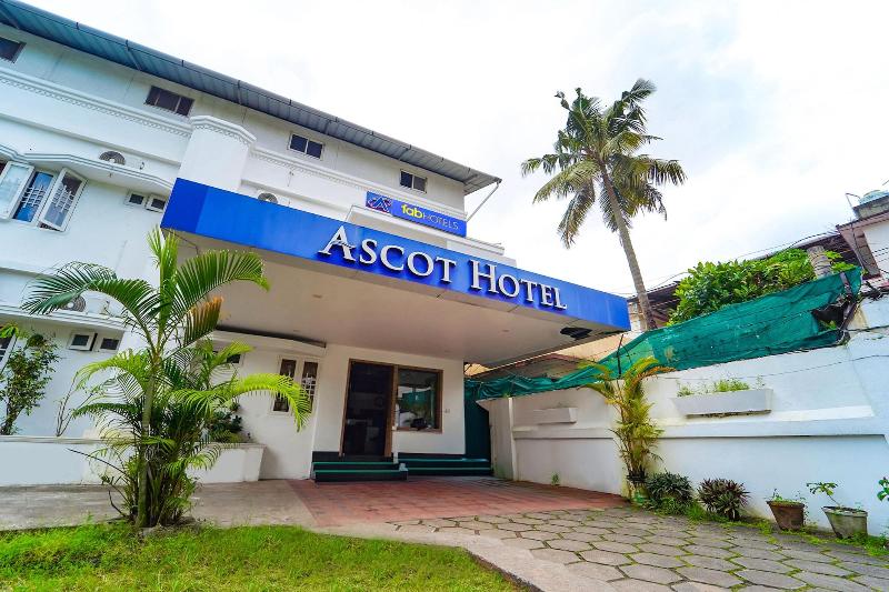 OYO 40141 Ascot Hotel image