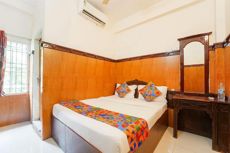 OYO 40141 Ascot Hotel image