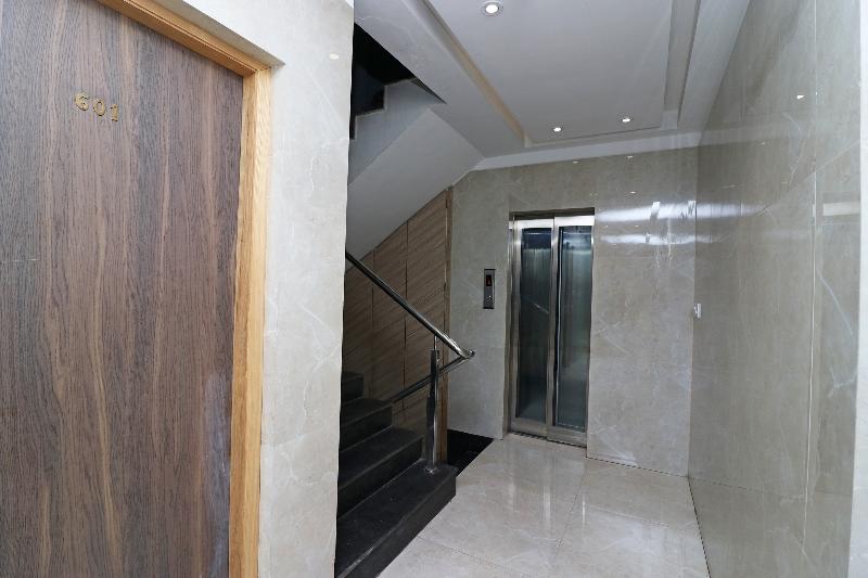 Capital O 7743 Hotel Hiland International image
