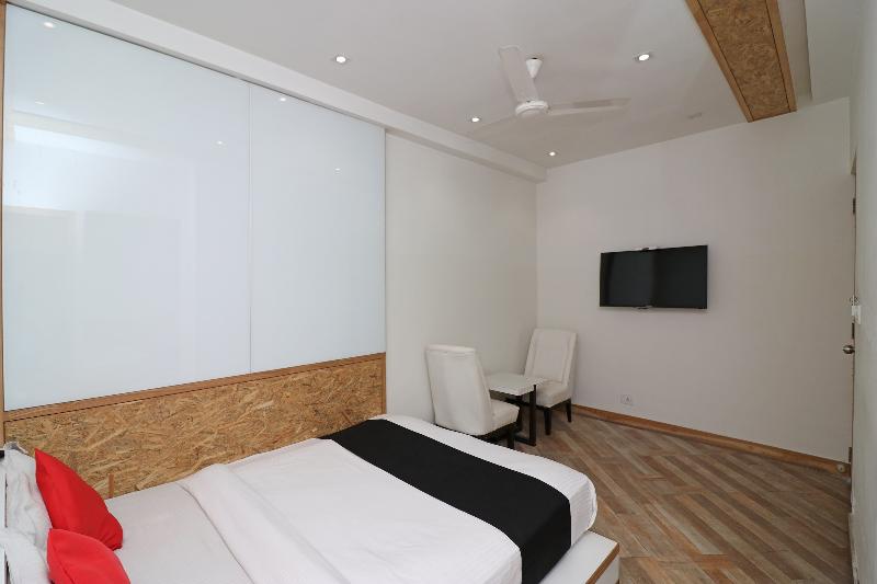 Capital O 7743 Hotel Hiland International image