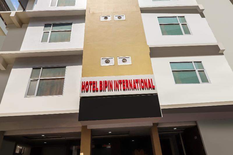 Capital O 60341 Seven Wonders Inn — exterior view