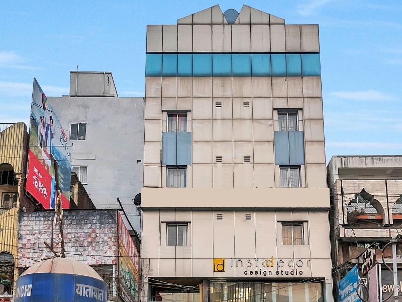 10685 Hotel Centre Point image