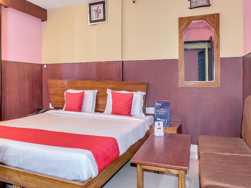 10685 Hotel Centre Point image