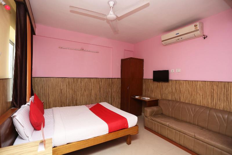 10685 Hotel Centre Point image