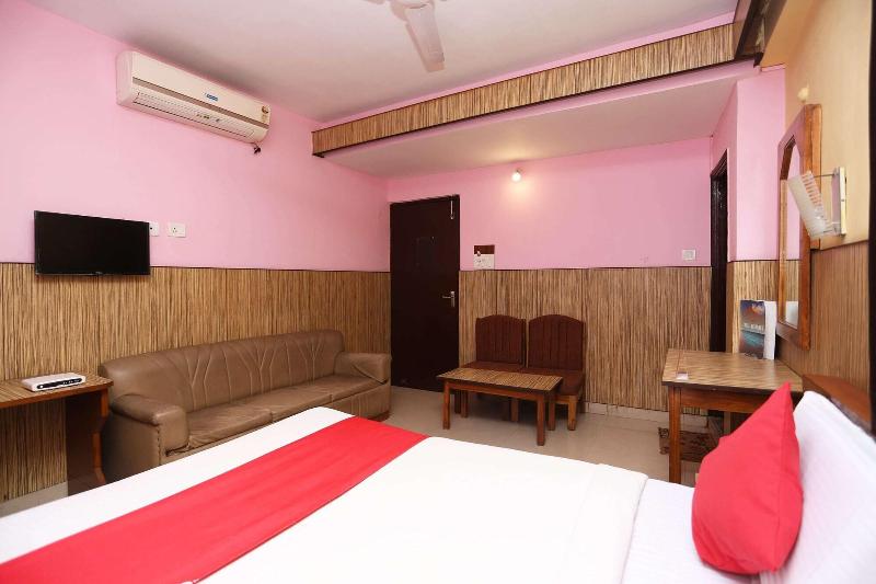 10685 Hotel Centre Point image