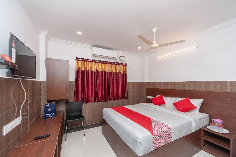 Capital O 27775 Hotel Srinivasa Residency image