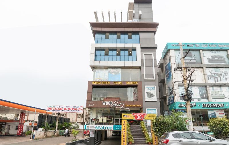 Capital O 45731 Hotel SeaTree image