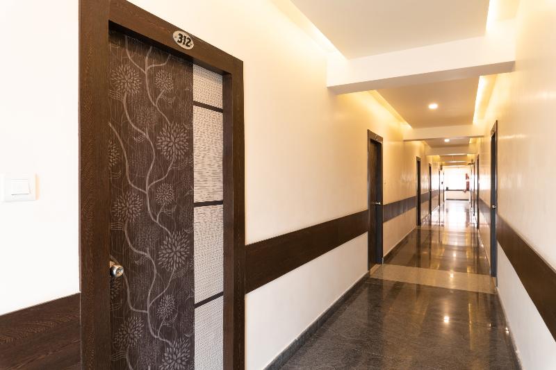 Capital O 45731 Hotel SeaTree image