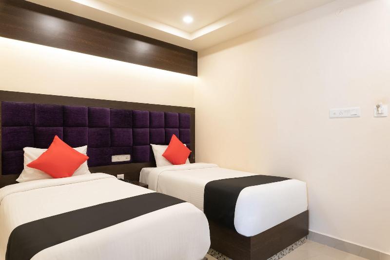 Capital O 45731 Hotel SeaTree image
