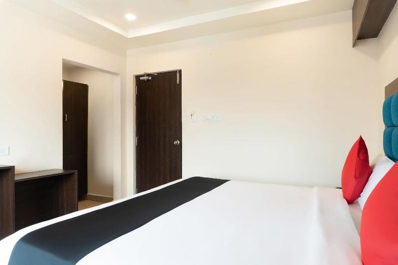Capital O 45731 Hotel SeaTree image