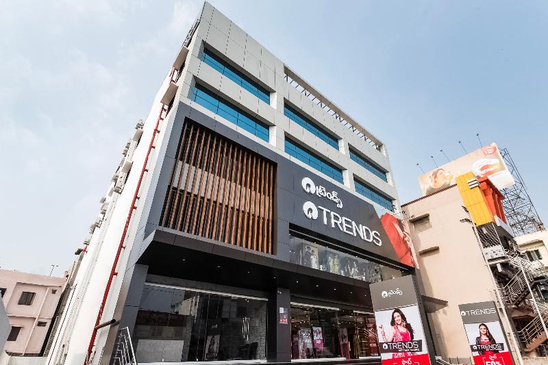 Capital O 49955 Hotel Green Tree