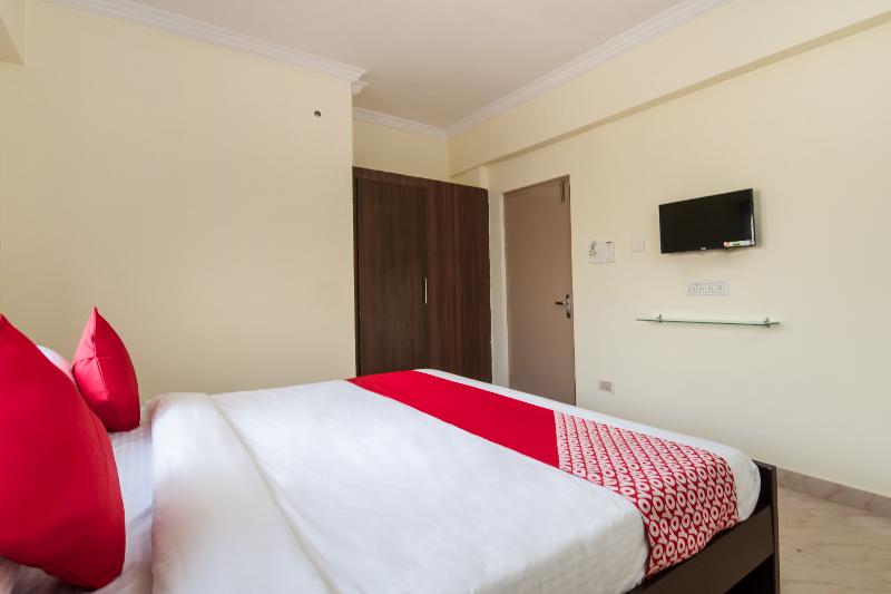 Super Hotel O Rushikonda Beach image