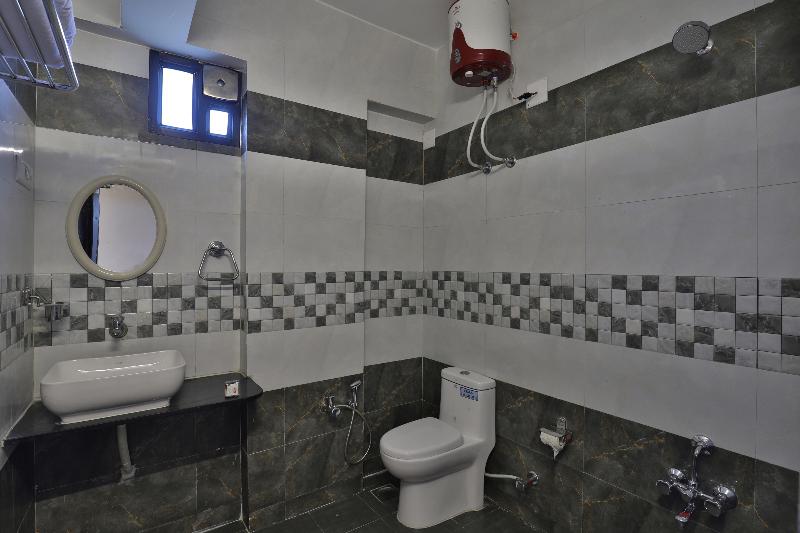 5584 Hotel Siddharth Inn image