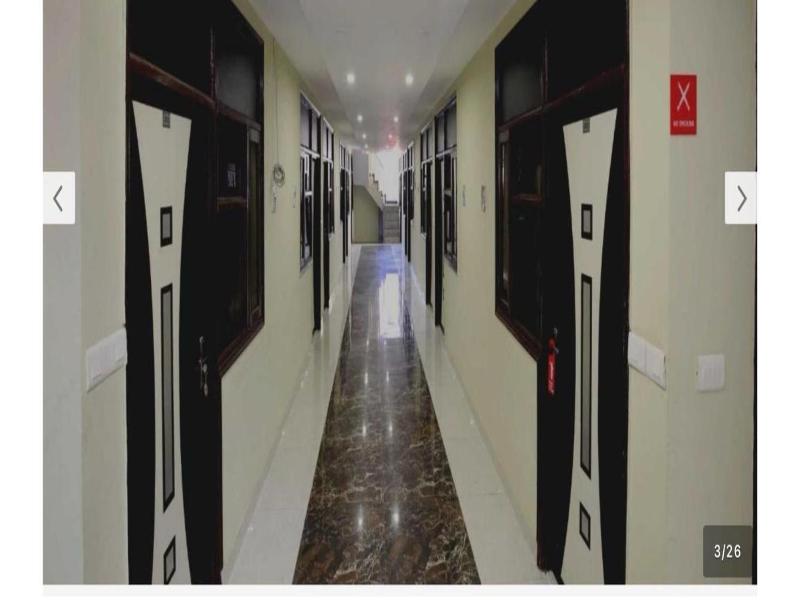 9040 Hotel Alpine image
