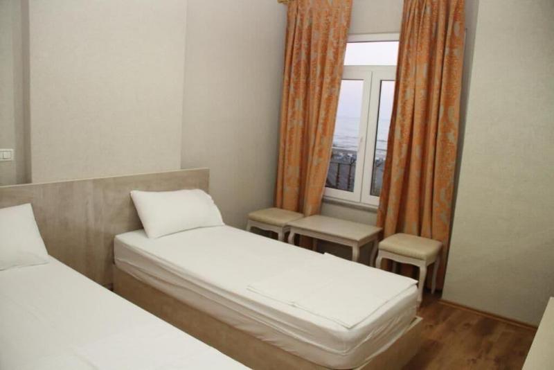 Hotel Majestic image