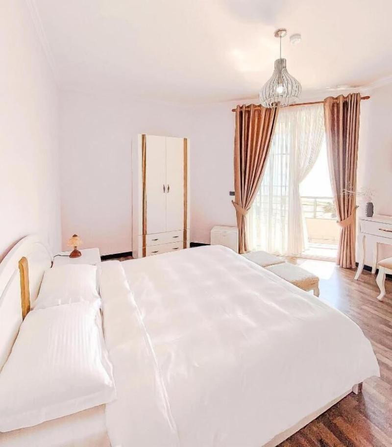 Hotel Majestic image