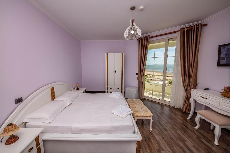 Hotel Majestic image