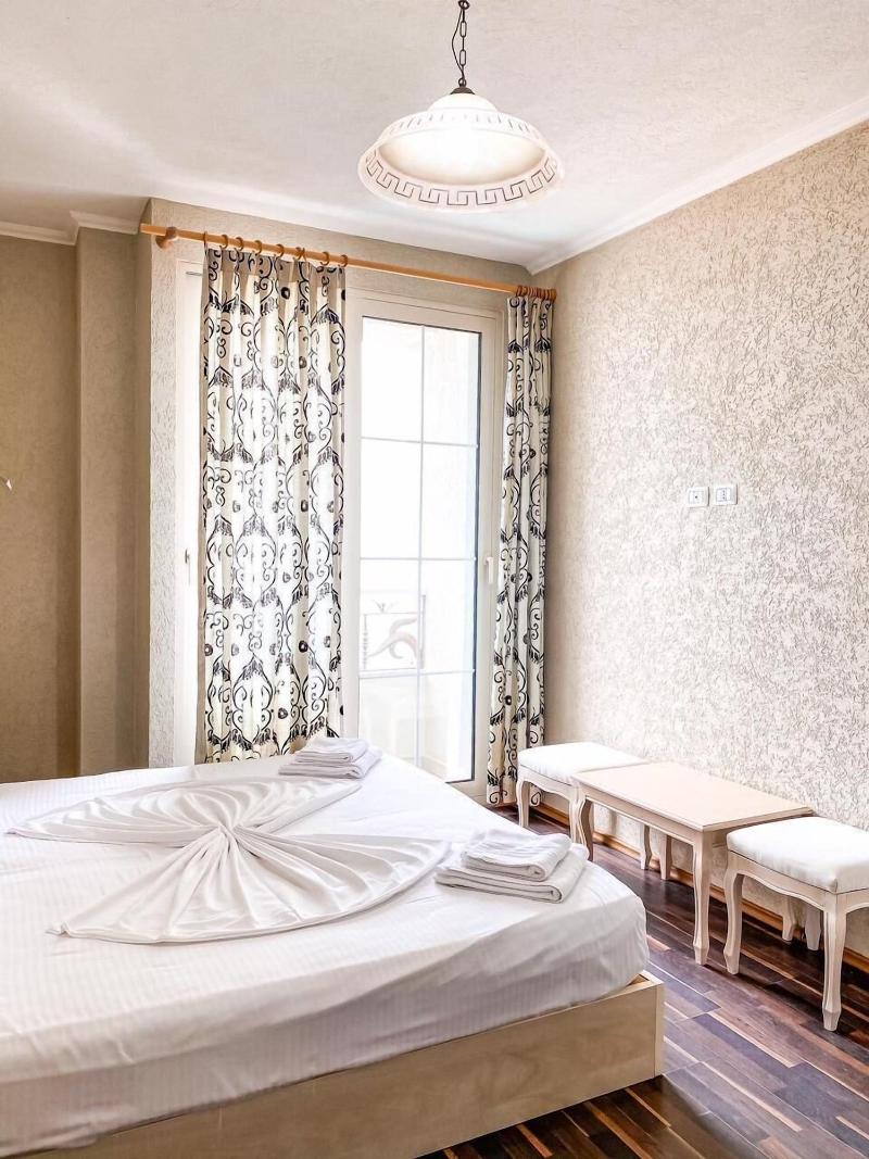 Hotel Majestic image