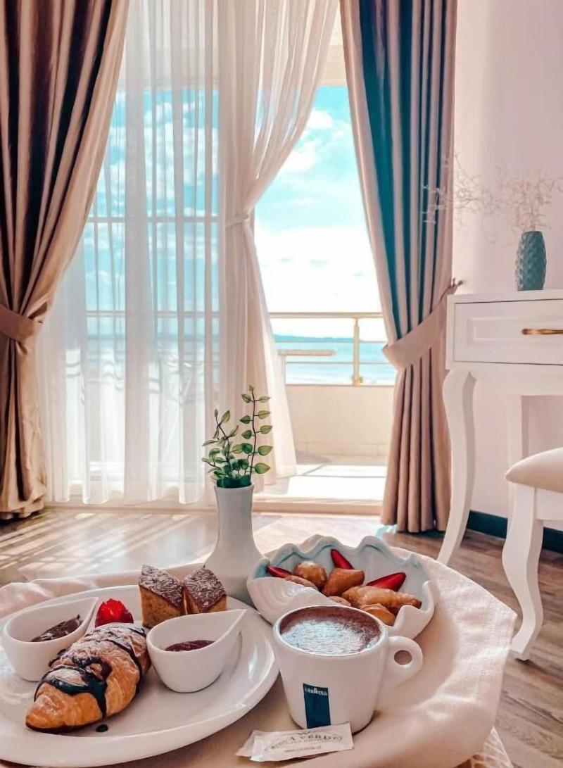 Hotel Majestic image