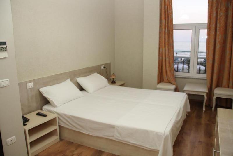 Hotel Majestic image