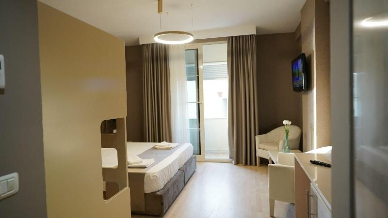 Hotel Majestic image