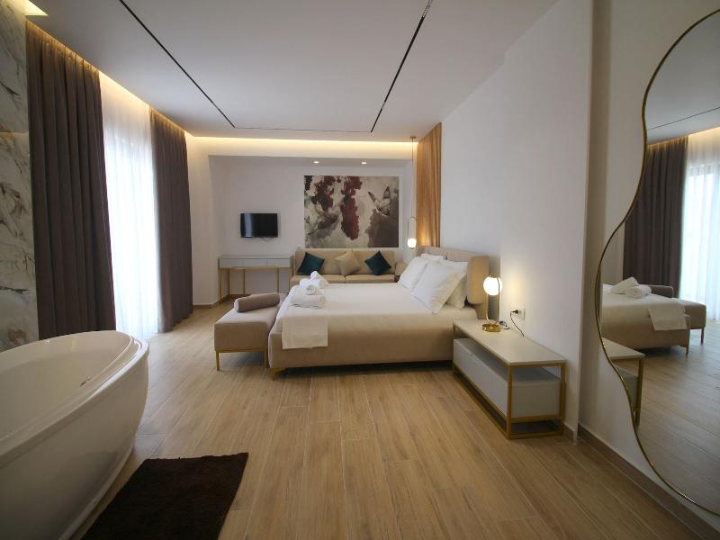 Hotel Julia image