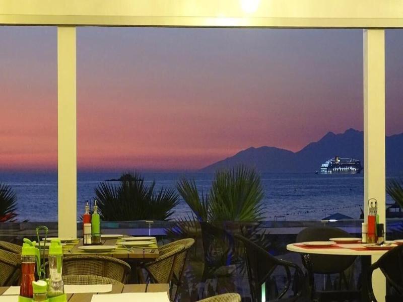 King Hotel Ksamil image