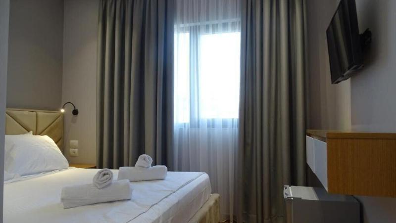 King Hotel Ksamil image