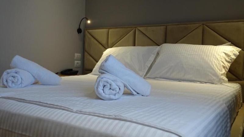 King Hotel Ksamil image