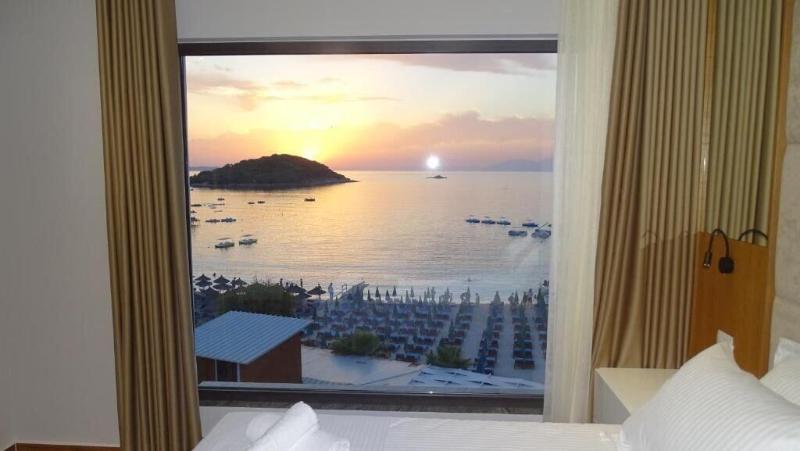 King Hotel Ksamil image