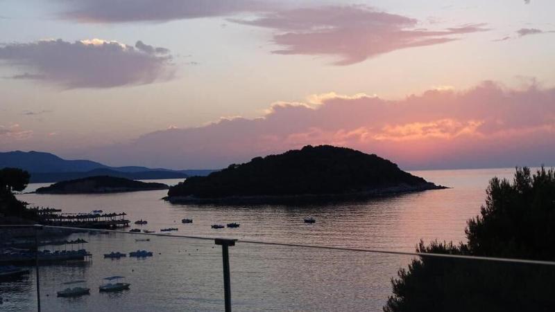 King Hotel Ksamil image