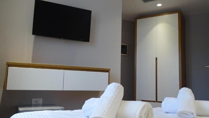 King Hotel Ksamil image