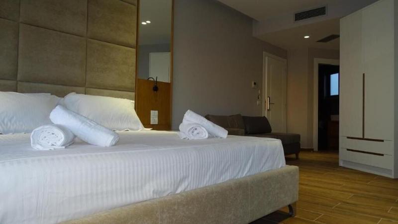 King Hotel Ksamil image