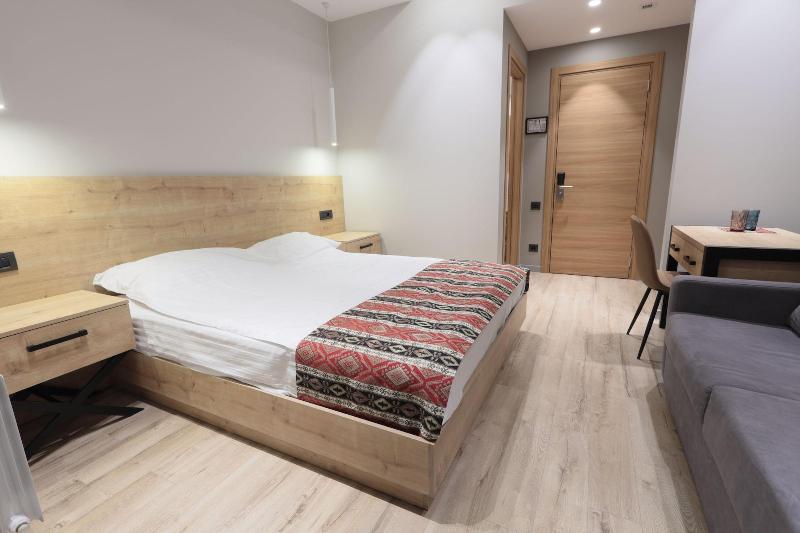 Andor Hotel image