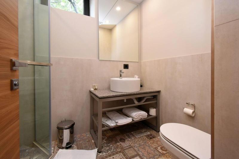 Andor Hotel image