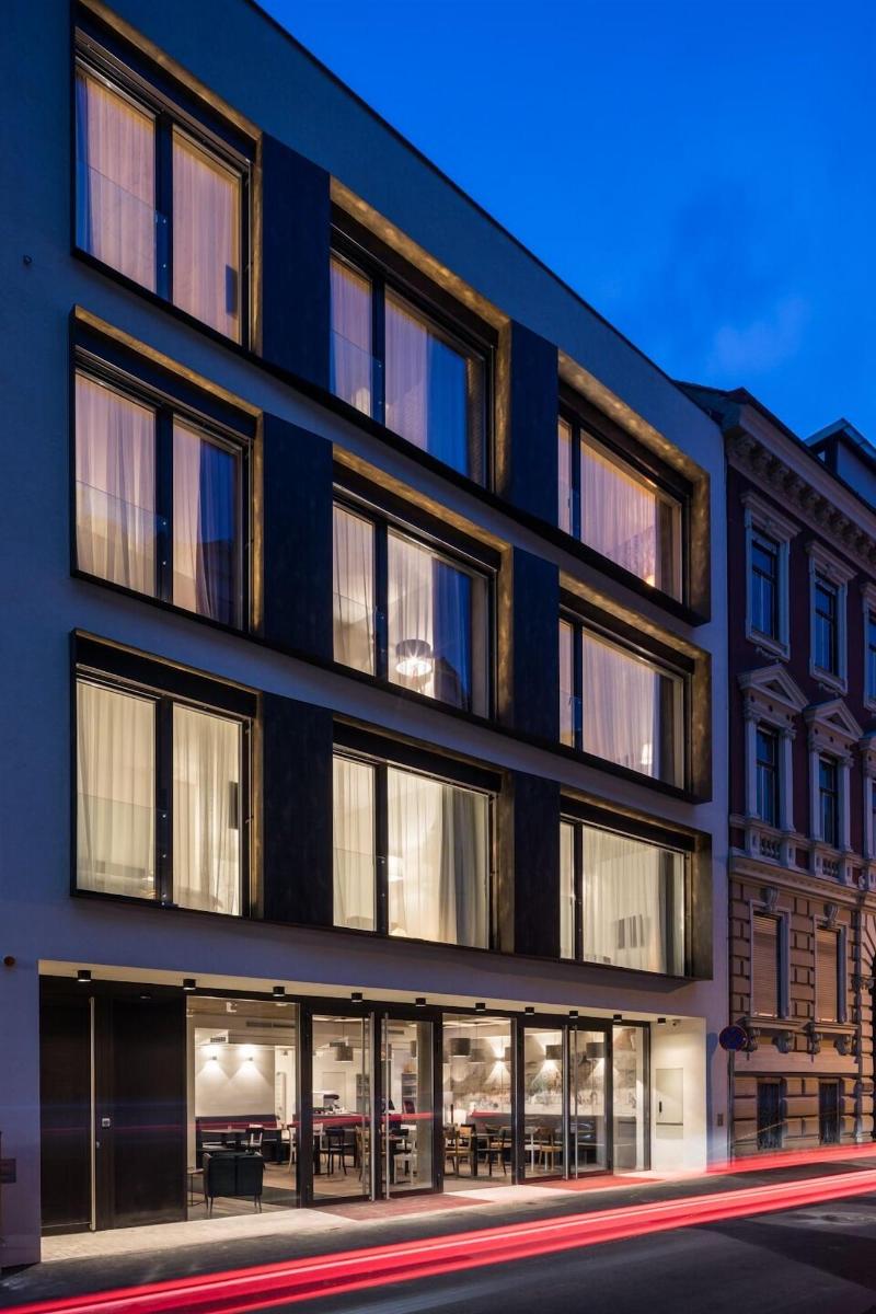 Blackhome Graz image