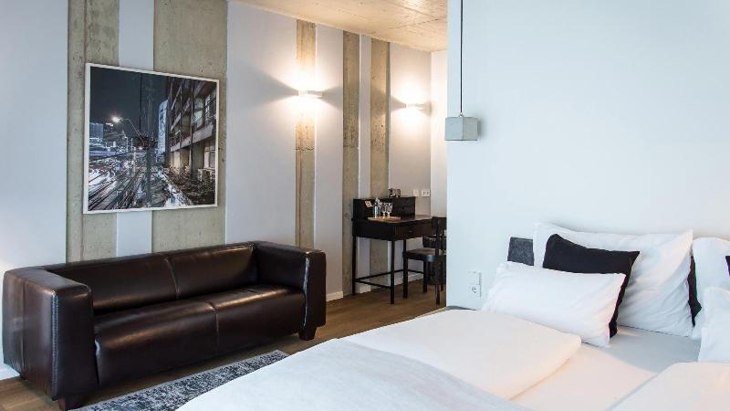 Blackhome Graz image