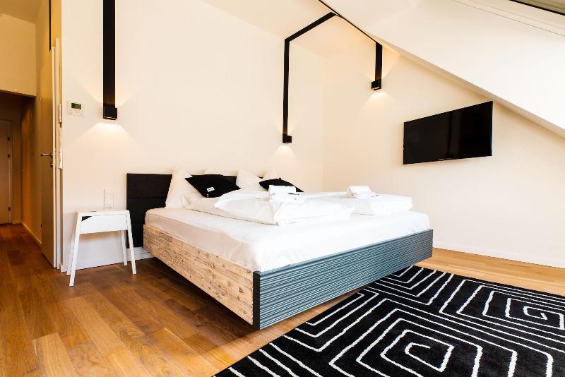 Blackhome Graz image