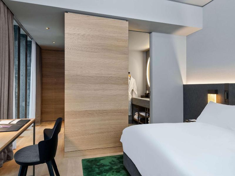 Hyatt Regency Zurich Airport The Circle image