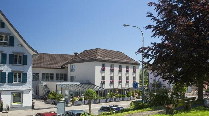 Hotel Hecht image