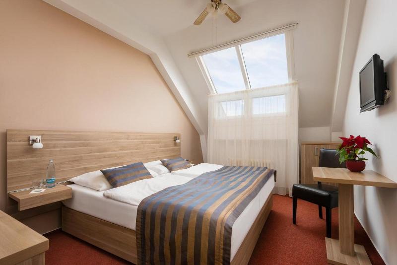 Hotel Meda of Museum Kampa image