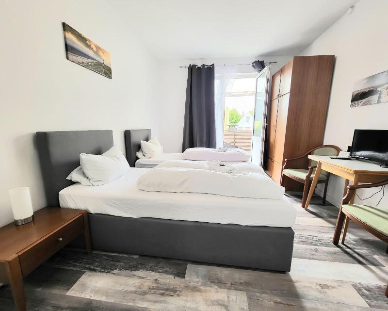 Hotel Garni Cuxhaven Lerche image