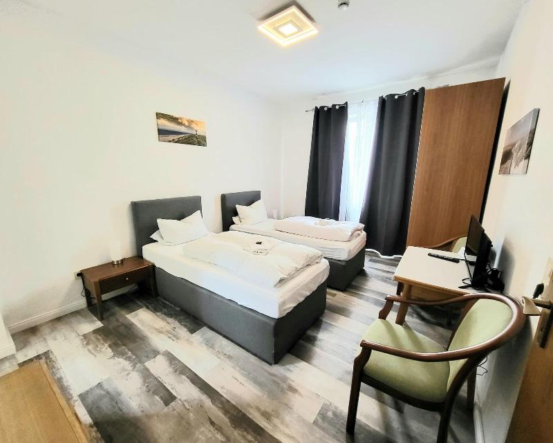 Hotel Garni Cuxhaven Lerche image