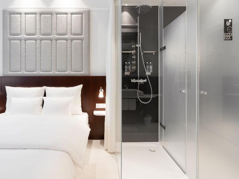Ruby Louise Hotel Frankfurt by IHG image
